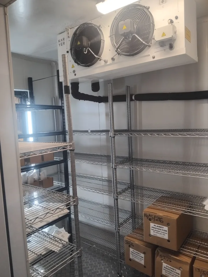 Completed dual-temperature glass-door refrigeration display